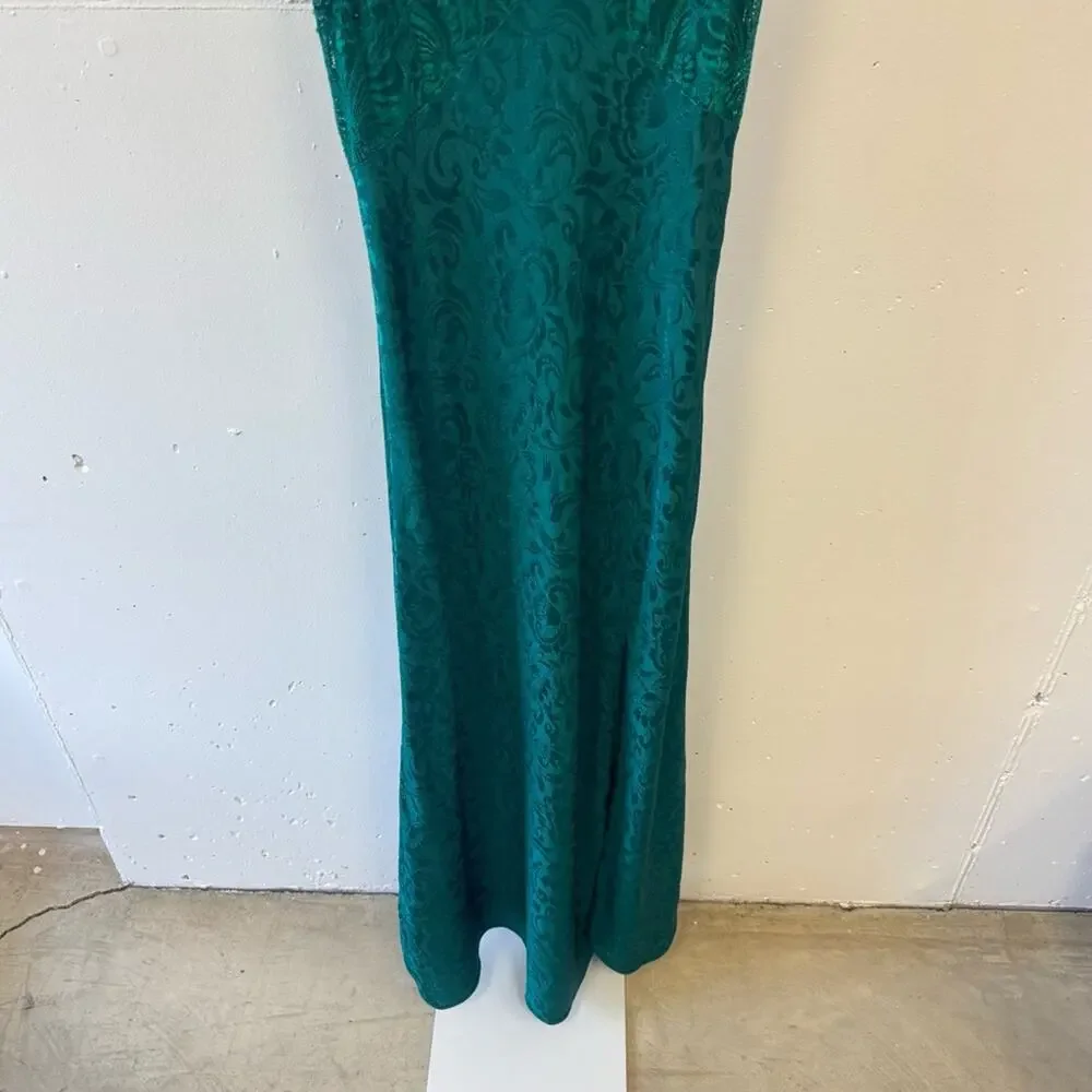 Vintage Victoria’s Secret Emerald Green Lace Sequin Midi Slip‎ Large